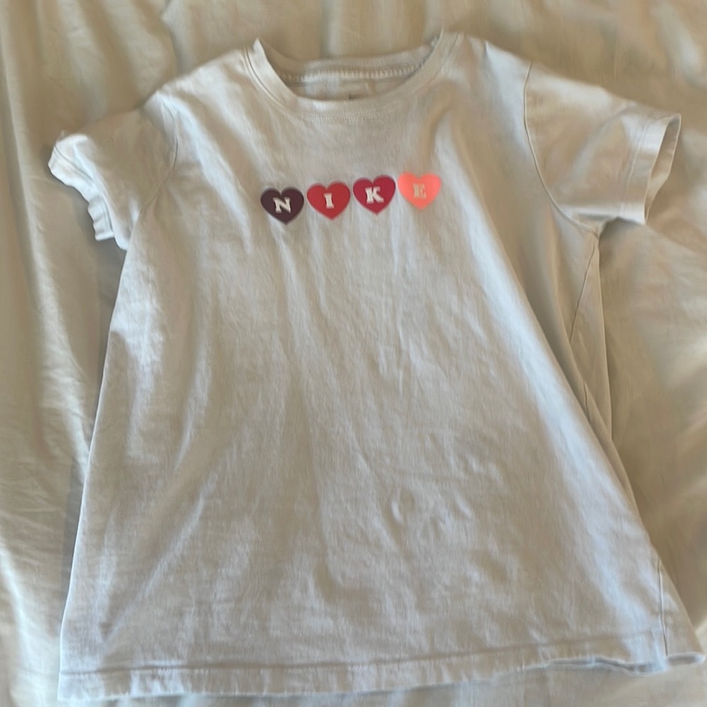 Girls limited edition valentines Nike t shirt